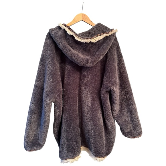 Natural Life Oversized Charcoal Blanket Hoodie- One Size - Picture 6 of 10